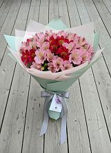 Букет цветов из:  Альстромерии в Татищево