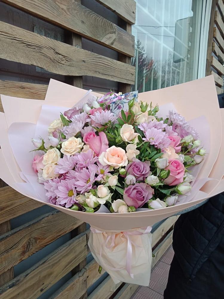 Букет цветов из: Розы и Хризантемы в Татищево