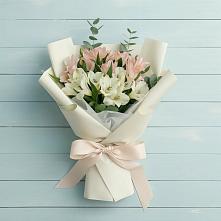 Букет цветов из:  Альстромерии в Татищево
