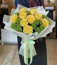 Букет цветов из:  Хризантемы и Розы в Татищево