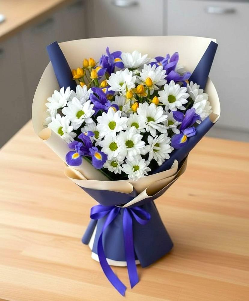 Букет цветов из: Розы, Ирисы и Хризантемы в Татищево