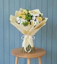 Букет цветов из:  Хризантемы и Розы в Татищево