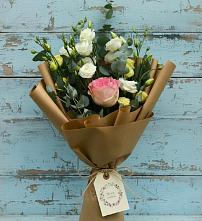 Букет цветов из:  Розы и Лизиантусы в Татищево